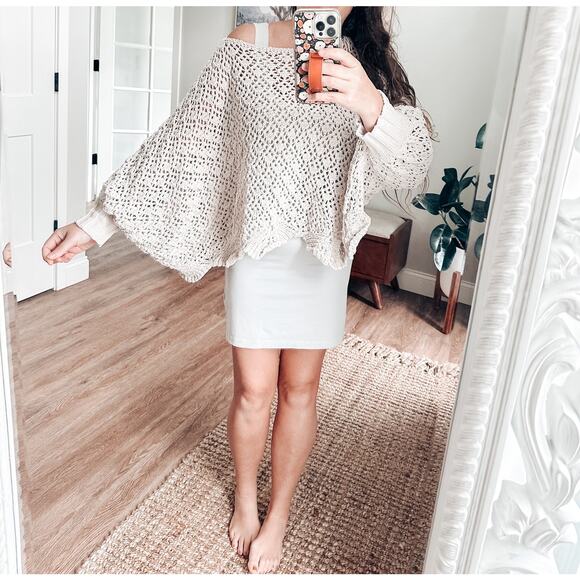 Slow Mornings + Lattes cropped slouchy crochet knit boho sweater L - Picture 4 of 5